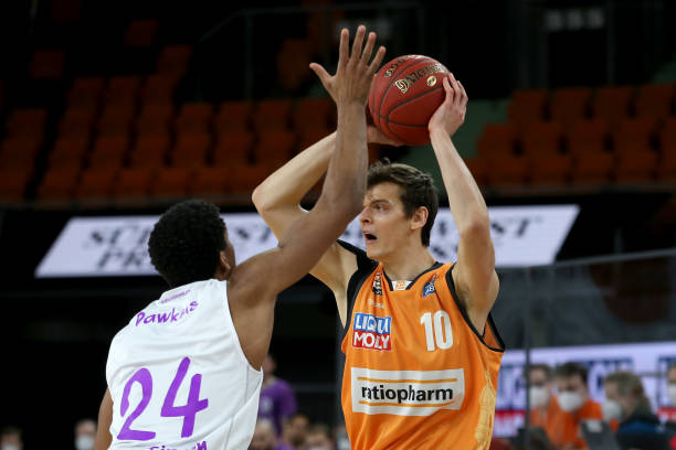 简直让人心 简直让人心