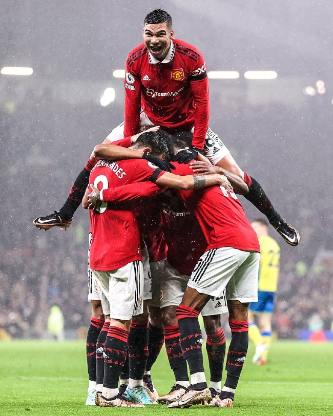 的中场之一 的中场之一