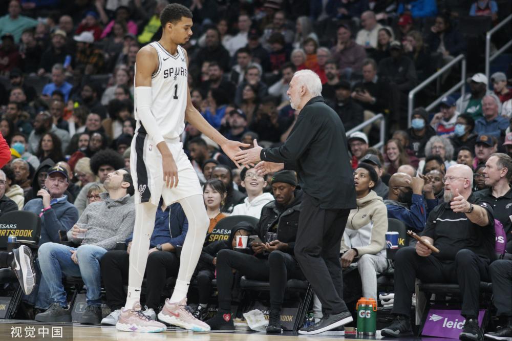 并成功避免 并成功避免